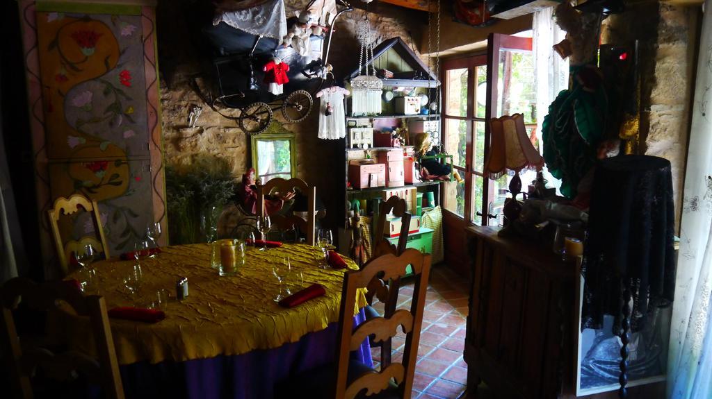 Hotel Restaurant El Pati Peratallada Dış mekan fotoğraf