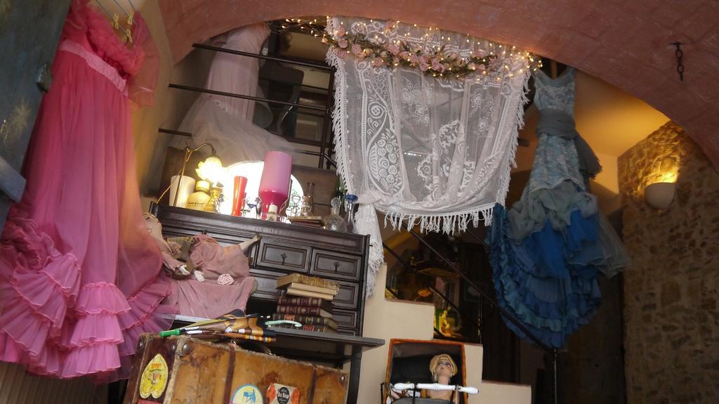 Hotel Restaurant El Pati Peratallada Dış mekan fotoğraf